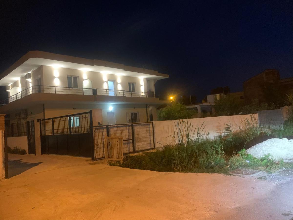 Villa Hysesani Vlore Exterior photo